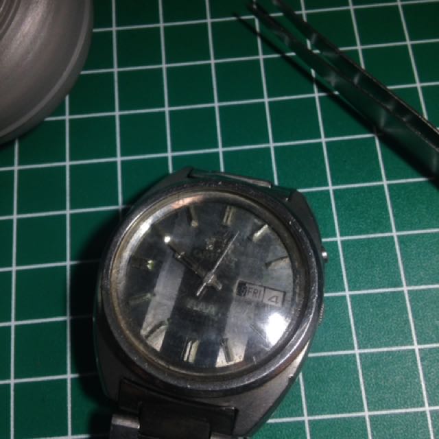 casio ak black bezel