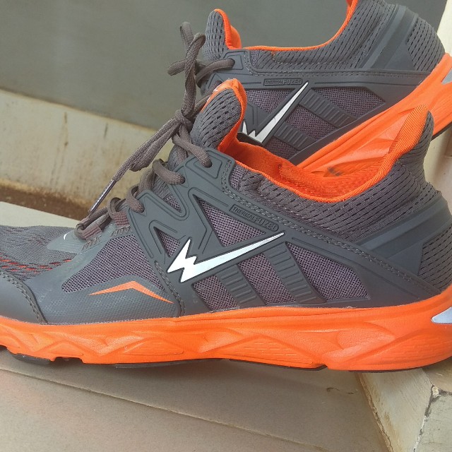 Sepatu Eagle Evo Run Bukan New Balance Adidas Nike League Eiger Rei Fesyen Pria Sepatu Sneakers Di Carousell