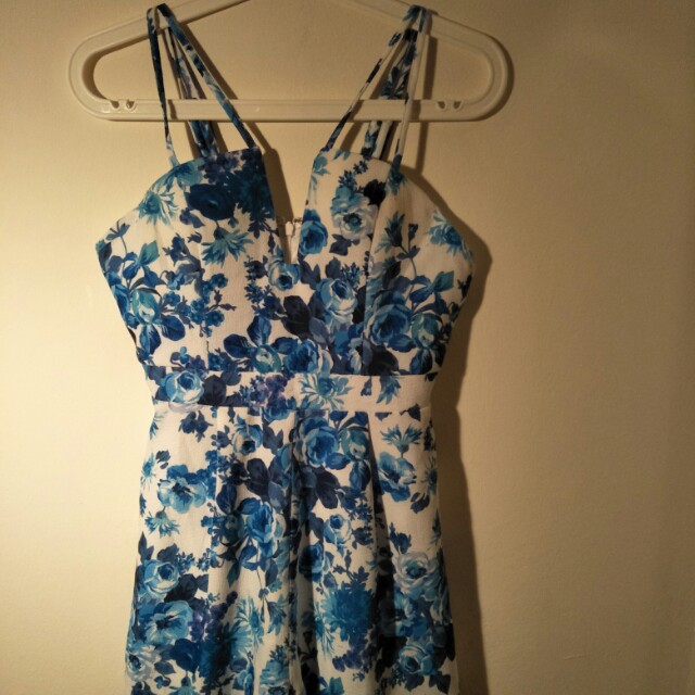 Valley girl jumpsuit, Women's Fashion, Dresses & Sets, Jumpsuits on Carousell