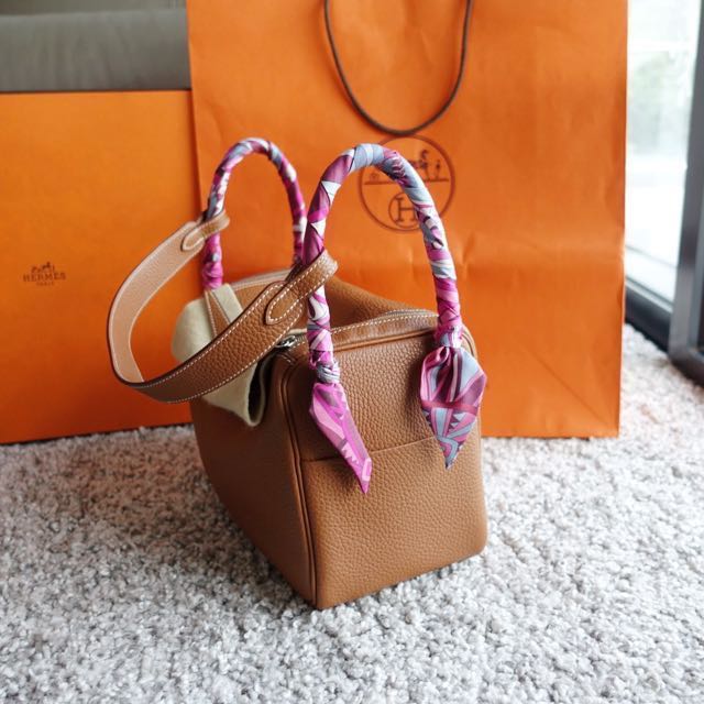 Hermes Lindy 26 Gold w/ Silver Hardware – Authenticluxurybags4sale.ph