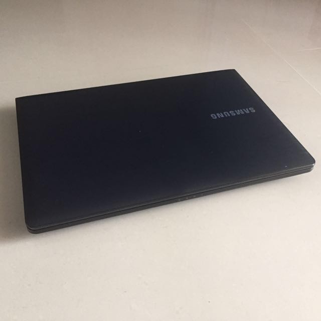14 inch samsung laptop amd e1 1500 apu