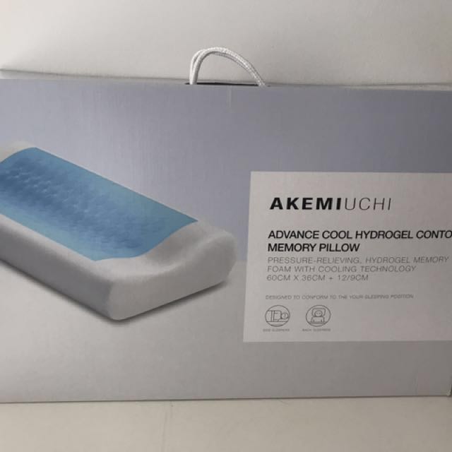 Akemi Advance Cool Hydrogel Classic Memory Pillow