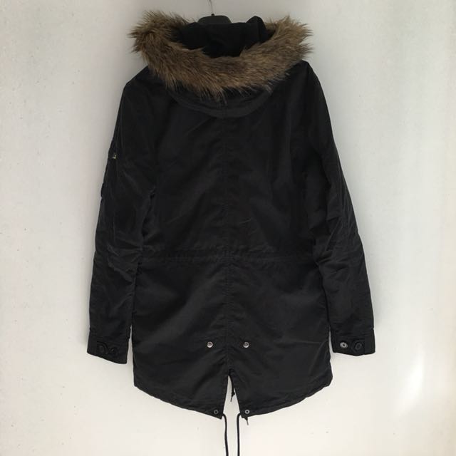 Alpha Industries J4 parka Men s Fashion Tops Sets Hoodies on Carousell