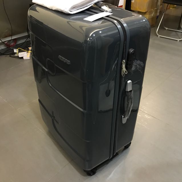 american tourister spinner 78