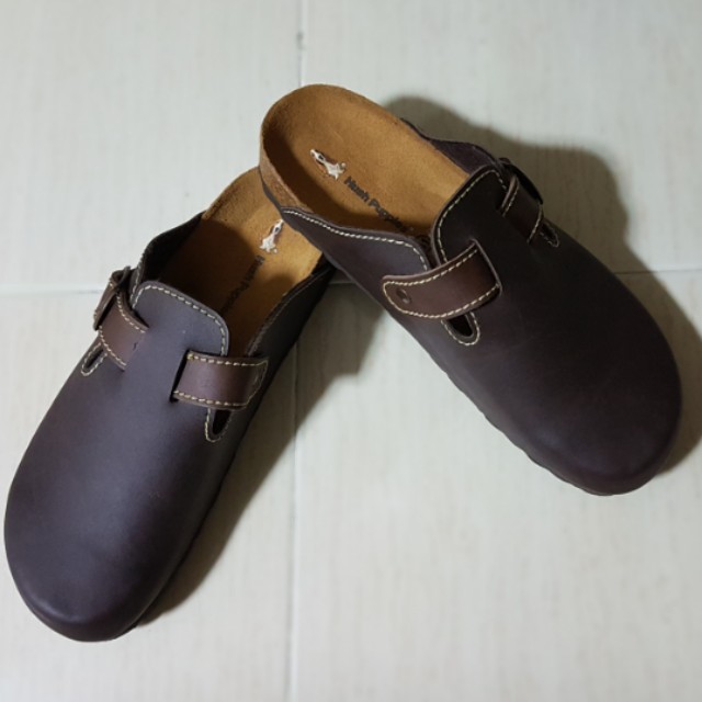 mens slippers size 9
