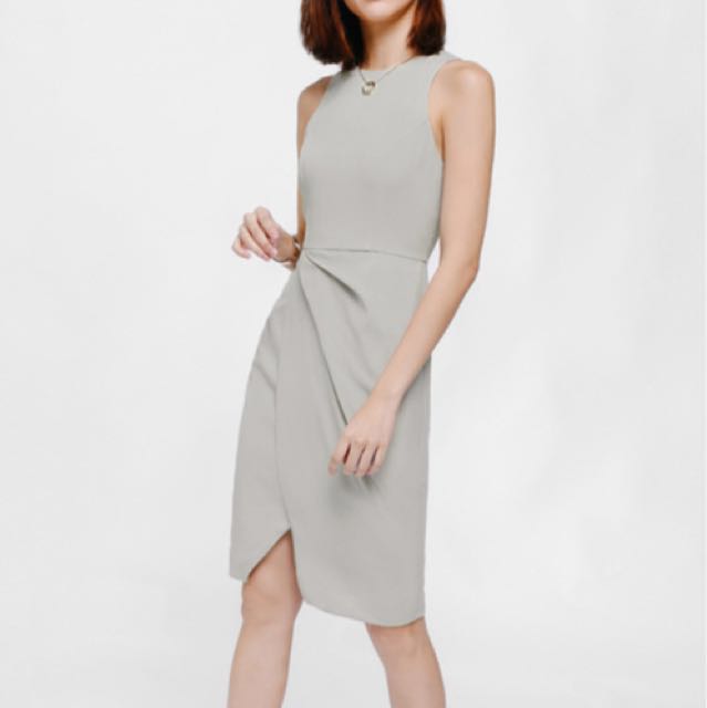 Bnwt Love Bonito Reiya Ruched Foldover Dress Women S Fashion Tops Sleeveless On Carousell