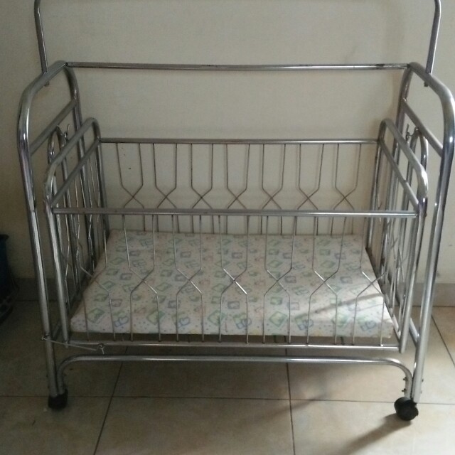 Box Bayi Stainless Bayi Anak Kereta Kursi Goyang Gendongan