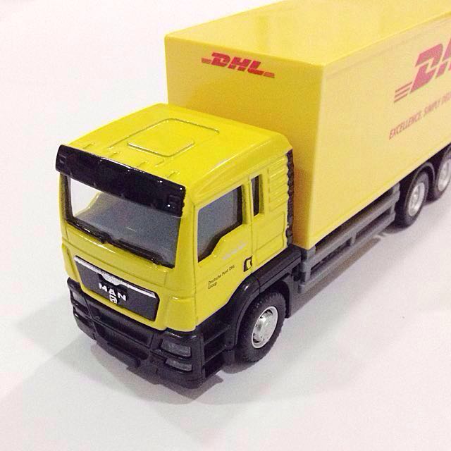 dhl toy truck