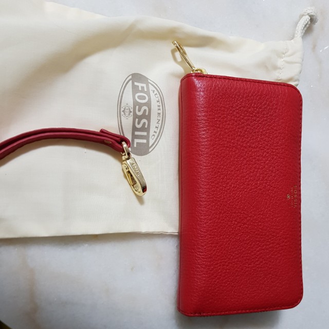 Fossil wallet, Women's Fashion, Bags & Wallets, Purses & Pouches on ...