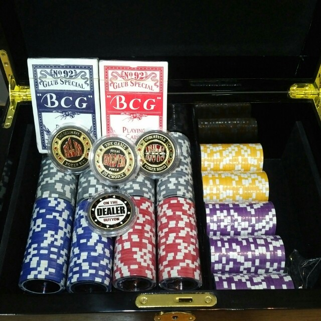 Hologram Poker Chips 500pcs (+100pcs expansion option), Hobbies & Toys