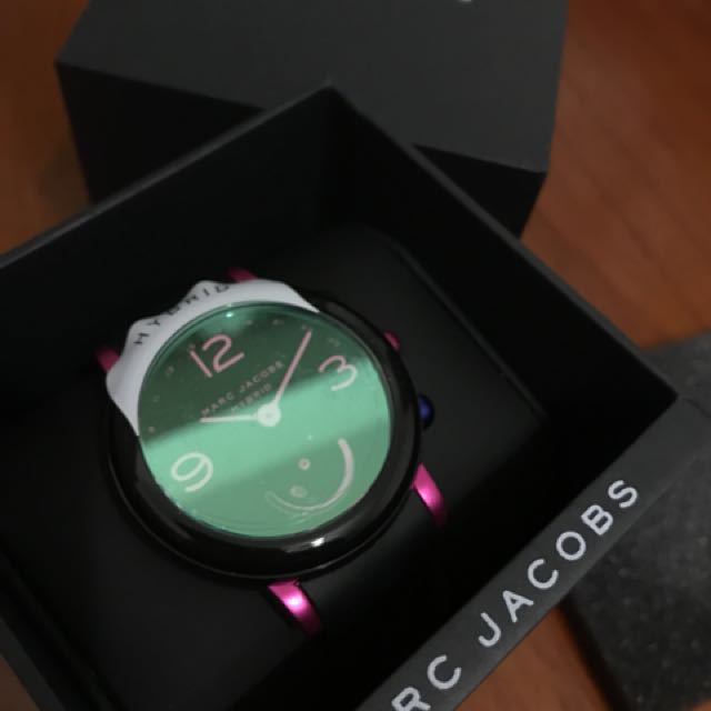 Marc jacobs best sale android watch