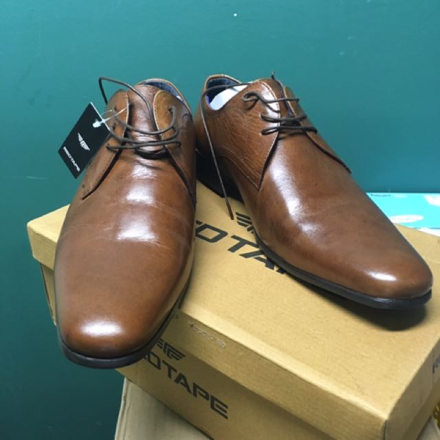 Red tape men's hotsell tan leather formal shoes