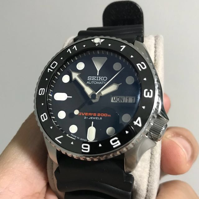 Seiko Skx007j Gmt Dual Time Mod Men S Fashion Watches On Carousell Seiko Skx007j Gmt Dual Time Mod Men S Fashion Watches On Carousell