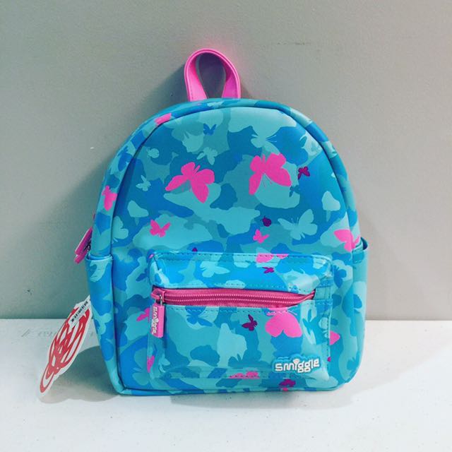smiggle camo backpack