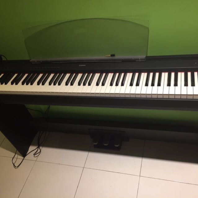 Yamaha Digital Piano P85, Hobbies & Toys, Music & Media, Musical