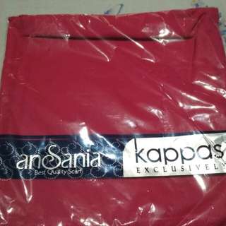 Segiempat kappas fuchsia