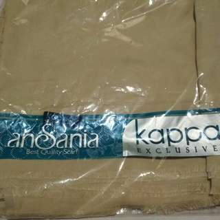 Segiempat kappas cream