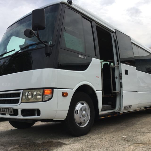 23 seater bus for charter