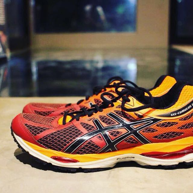 Sepatu volly asics gel cumulus deals 17