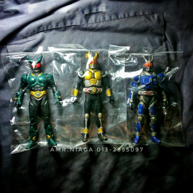 Kamen Rider Agito Set By Bandai Rider Hero Series Rhs Soft Vinyl Set Of Agito G3 X Gills Action Figure Sofubi Toys Games Other Toys On Carousell