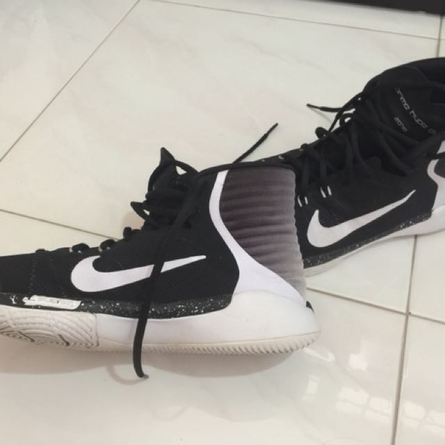 latest nike basketball shoes high cut