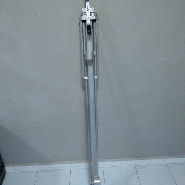 telescopic rod rest