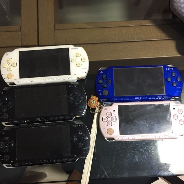 USED PSP 3000 & 1000 FAST DEAL, Video Gaming, Video Game Consoles