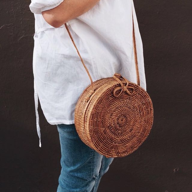 Wicker top handbag round
