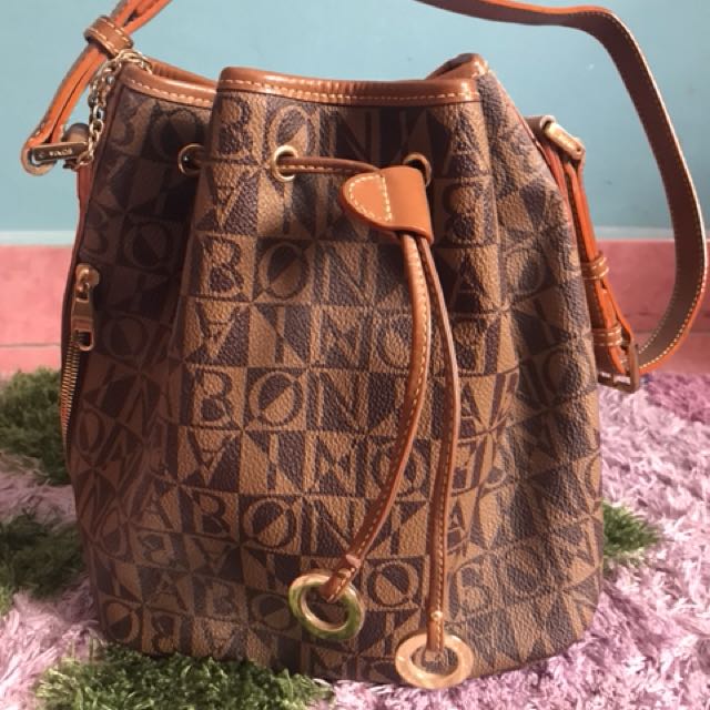 Fake Bonia Purse, Women's Fashion, Bags & Wallets, Purses & Pouches on  Carousell