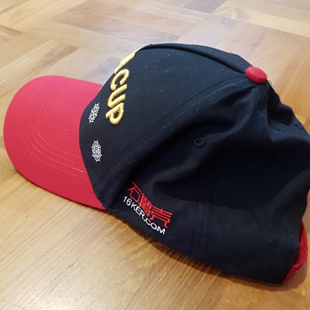 Caps (Category: Caps & Hats) located in Singapore. Submitted by xyzhen (Listing ID 144097908, Image 4). Description: Hats which were given during events but i dont wear these kinda hats. $2 each.