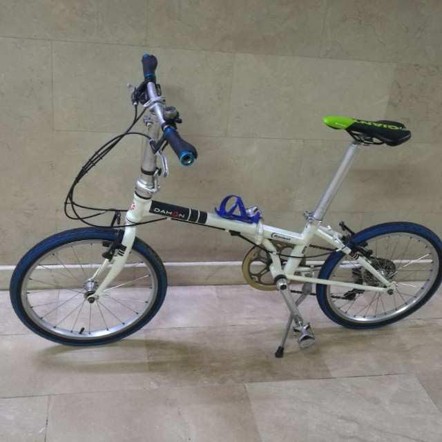 Dahon Boardwalk D7 7speed Sports Bicycles On Carousell Dahon Boardwalk D7 7speed Sports Bicycles On Carousell