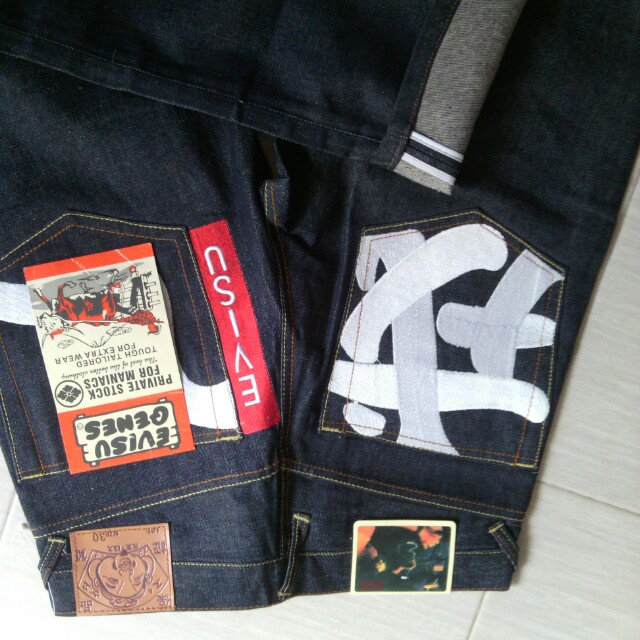 fake evisu