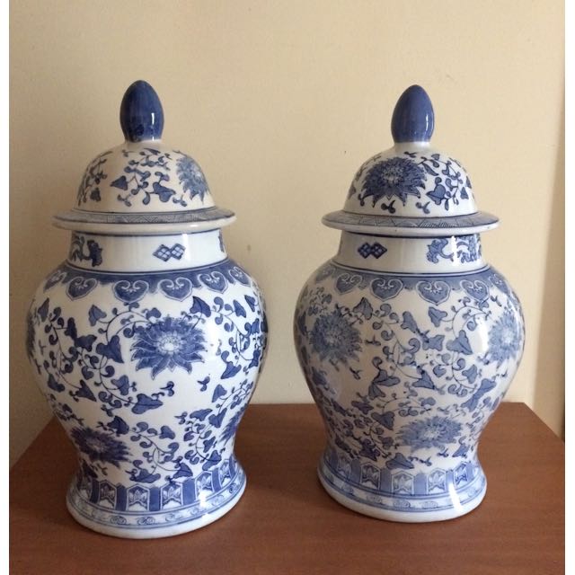  Guci  keramik  blue and white Home Furniture on Carousell