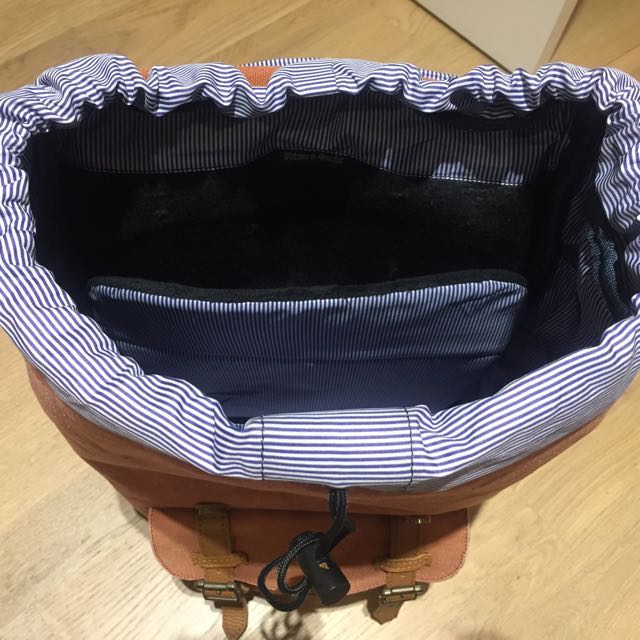 Herschel Backpack Heavyweight Cotton Canvas, Men's Fashion, Bags, Backpacks on Carousell