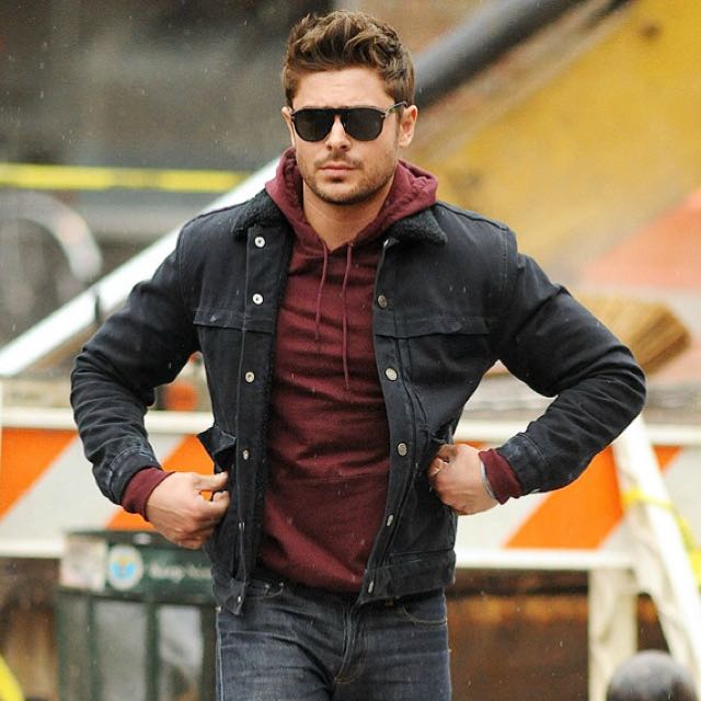 Maroon hoodie plain on sale