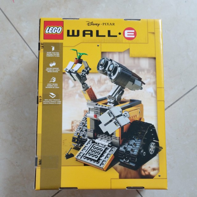 lego in wall