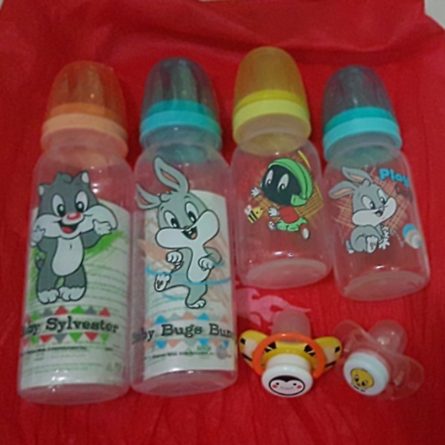 Repriced Looney Tunes Feeding Bottles Babies Kids Nursing Feeding Breastfeeding Bottle Feeding On Carousell