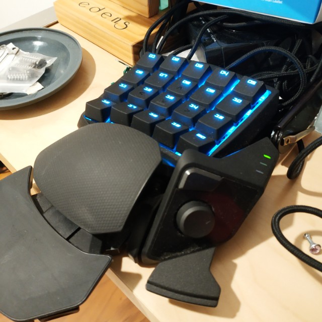 Razer Orbweaver Chroma Toys Games Video Gaming Gaming Accessories On Carousell