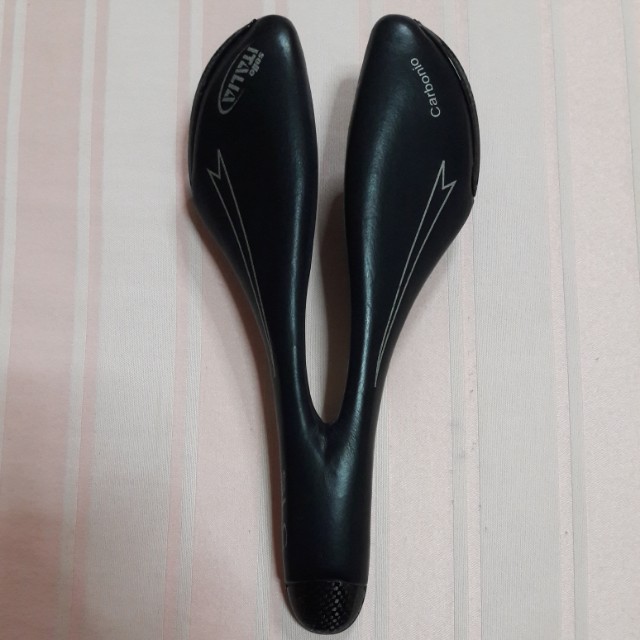 Selle Italia SLC Carbonio, Sports Equipment, Bicycles \u0026 Parts, Bicycles on  Carousell