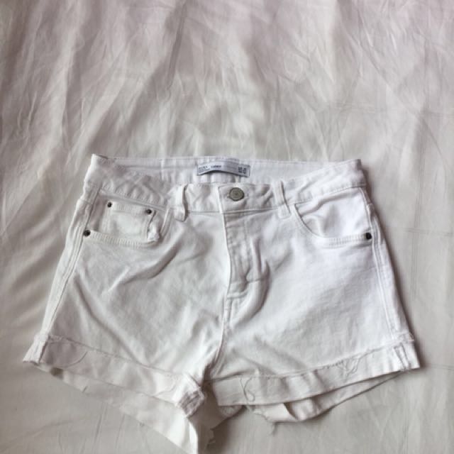 zara white denim shorts