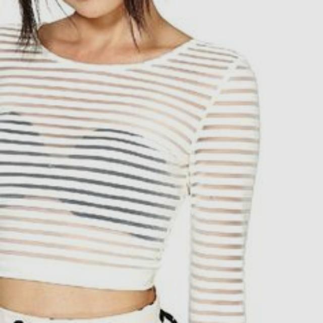 white mesh crop top short sleeve