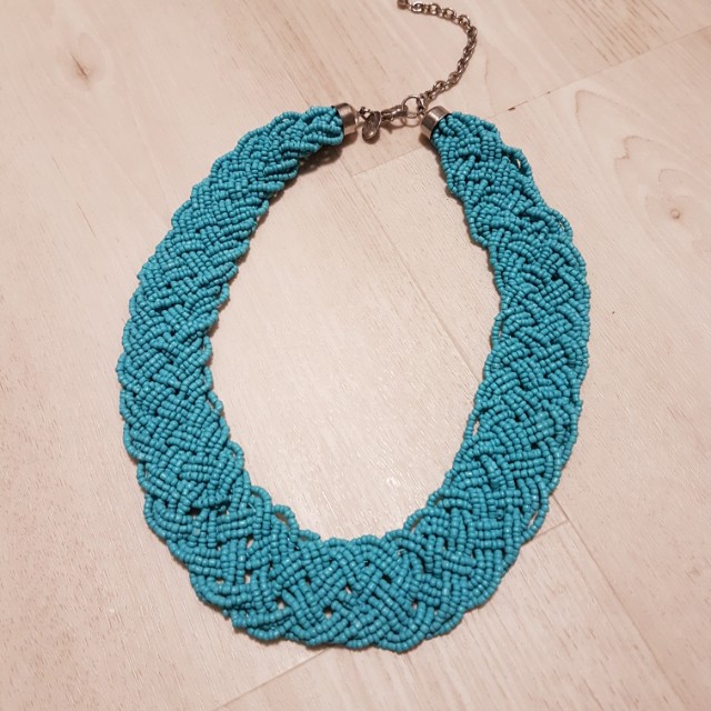lovisa blue necklace