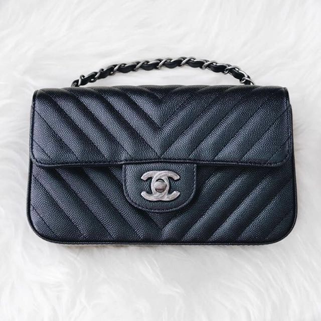 Chanel Classic Medium Double Flap 17B Iridescent Black Chevron Caviar with  ruthenium hardware