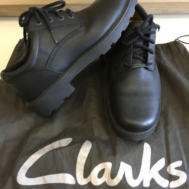 clark men's casual shoe for sale