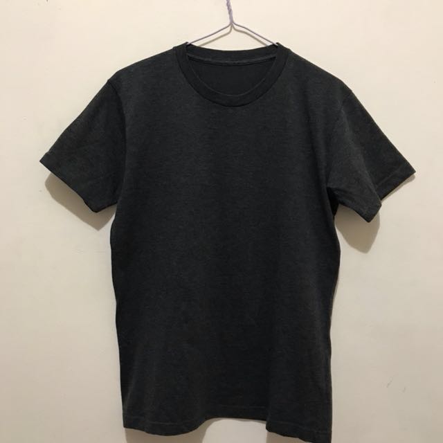 Kaos sales polos uniqlo