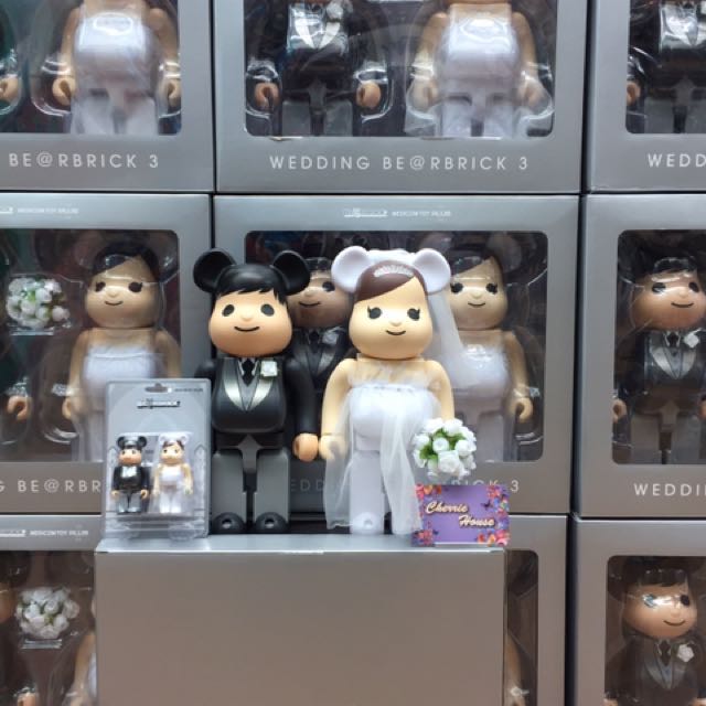 MEDICOM TOY BEARBRICK - グリーティング結婚3 PLUS 100% & 400% sets ...