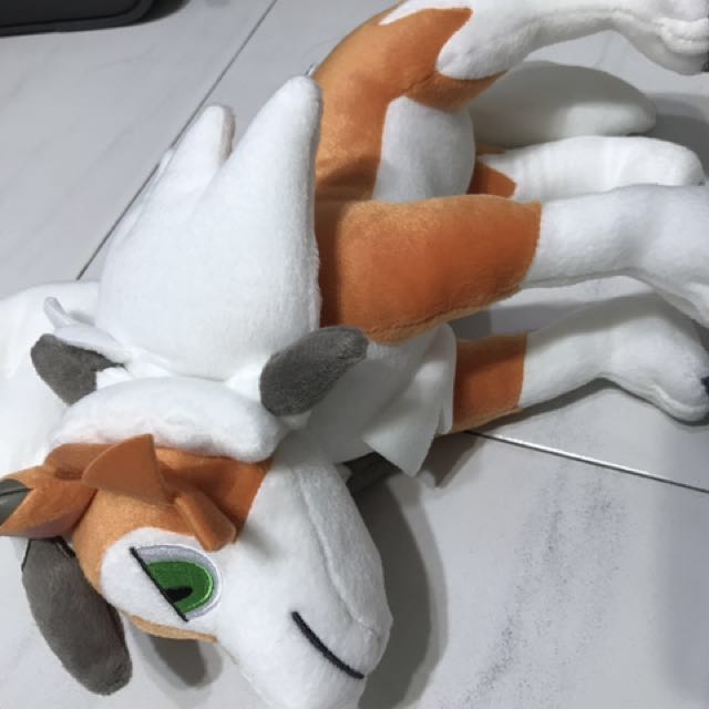 Lycanroc hotsell plush gamestop