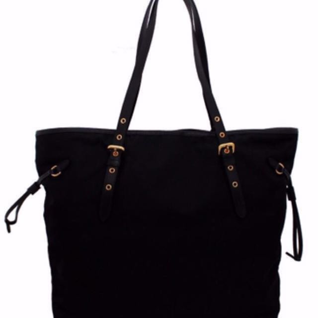 nylon shoulder tote