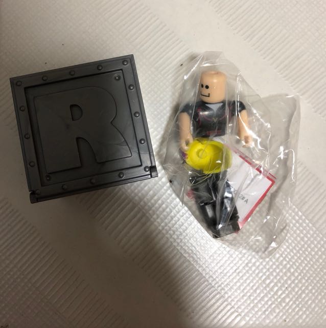 Roblox Mystery Box Lilly S Toys Games Bricks Figurines On Carousell - lilly s roblox