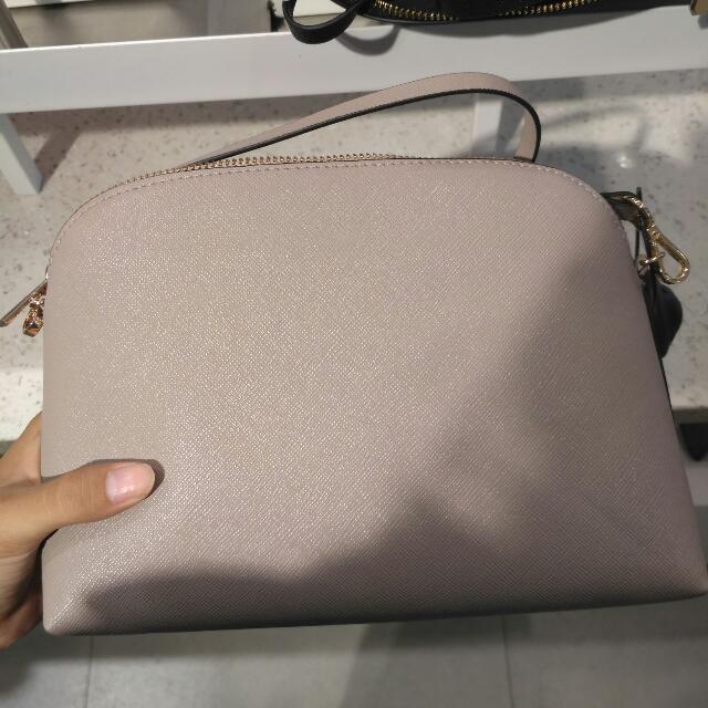 harga sling bag h&m
